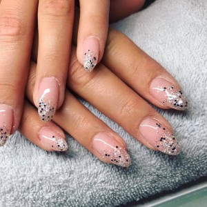 Nailart Inspiratie: De Laatste Trends en Creatieve Ideeën bij Nails by Sens